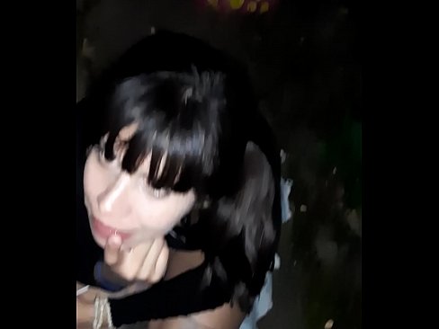 ❤️ 在街上腫脹的陰莖以換取糖果 ☑ 色情視頻 在我們 ❌️